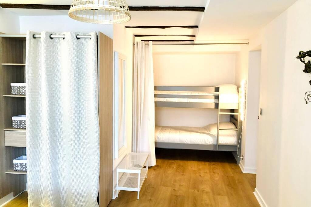 Charmant T3 Coeur De Ville Avec Parking Limoges Exterior photo